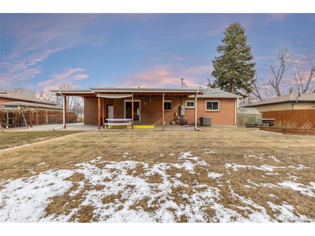 3095 S Zurich Ct, Denver, CO 80236