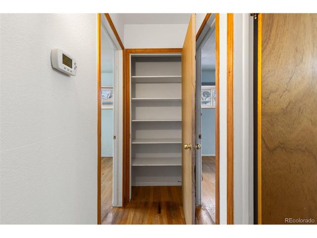 3095 S Zurich Ct, Denver, CO 80236