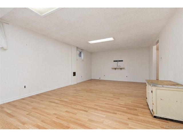 3095 S Zurich Ct, Denver, CO 80236