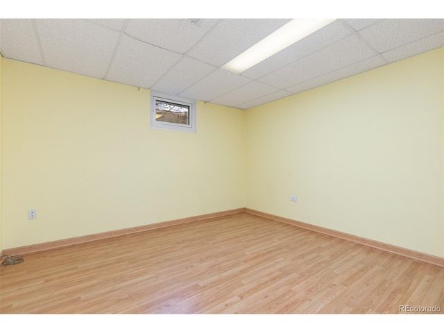 3095 S Zurich Ct, Denver, CO 80236