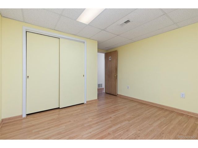 3095 S Zurich Ct, Denver, CO 80236