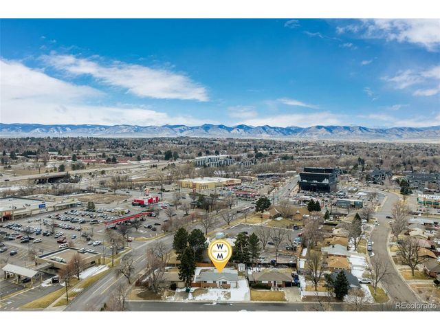 3095 S Zurich Ct, Denver, CO 80236