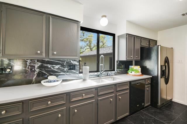 6304 WHITEMARSH VALLEY WALK, Austin, TX 78746