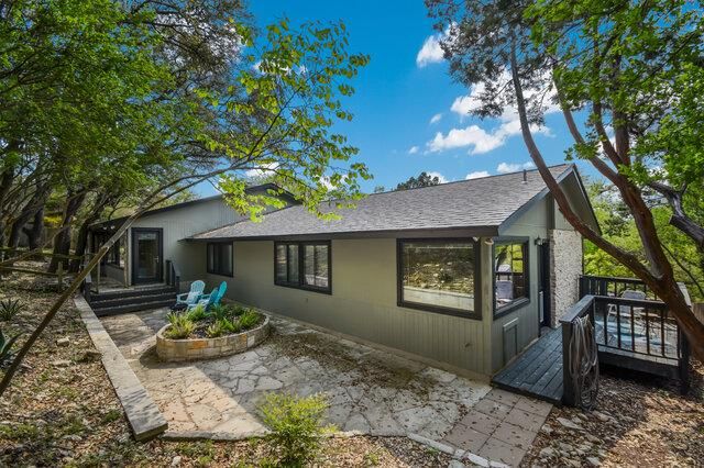 6304 WHITEMARSH VALLEY WALK, Austin, TX 78746