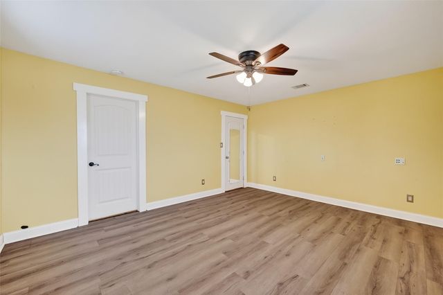 8525 Spell Road, Needville, TX 77461