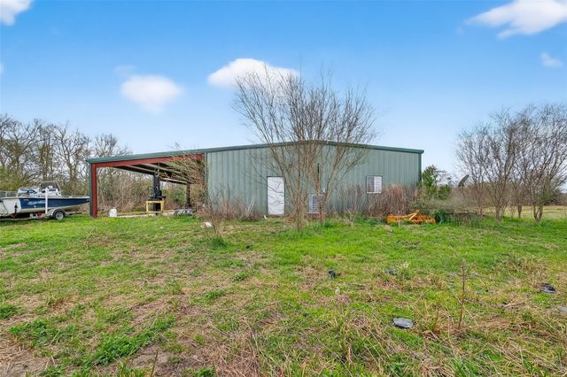 8525 Spell Road, Needville, TX 77461