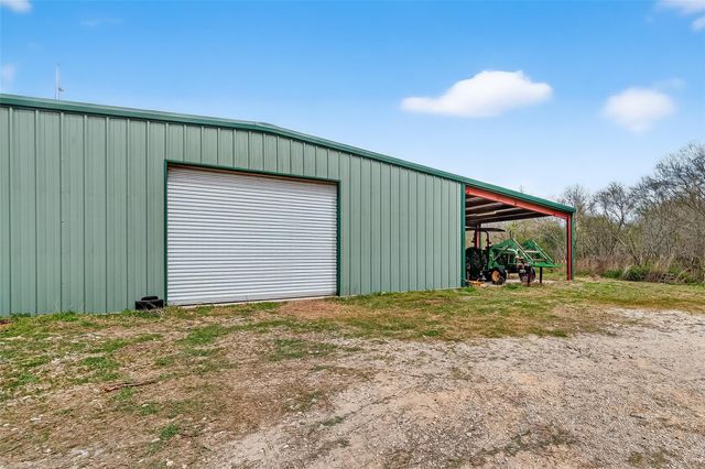 8525 Spell Road, Needville, TX 77461