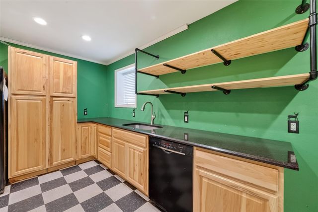 8525 Spell Road, Needville, TX 77461