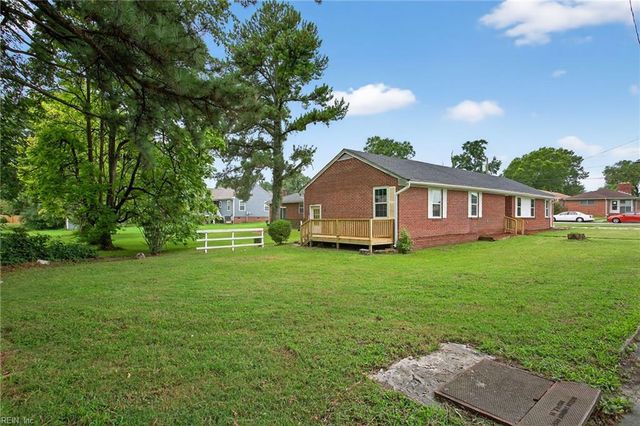 200 Maple ST, Suffolk, VA 23434