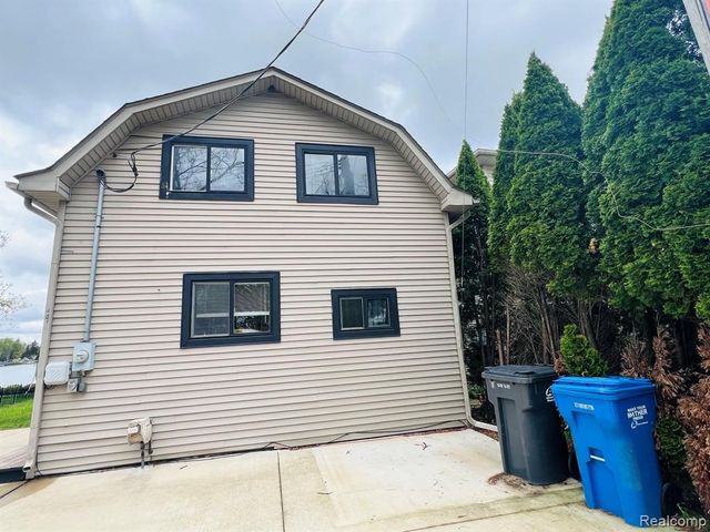 5377 Wildwood Drive, Howell, MI 48843