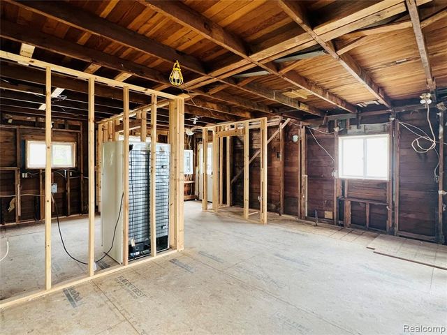 5377 Wildwood Drive, Howell, MI 48843