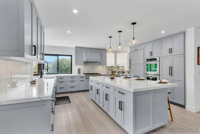 3453 Via Loma Vista, Escondido, CA 92029