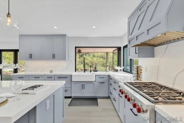 3453 Via Loma Vista, Escondido, CA 92029