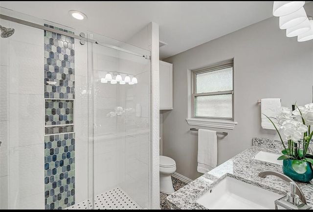 1003 E 14th Street, Houston, TX 77009