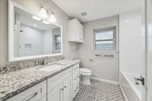 1003 E 14th Street, Houston, TX 77009