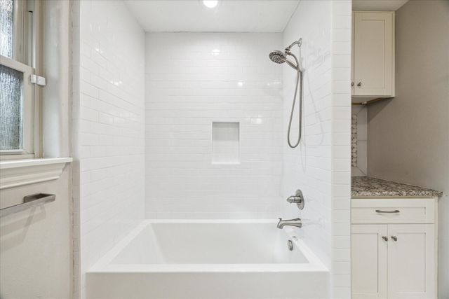 1003 E 14th Street, Houston, TX 77009