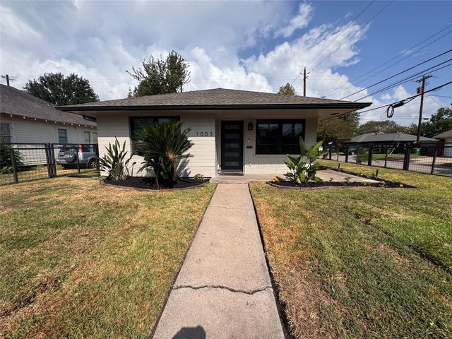 1003 E 14th Street, Houston, TX 77009