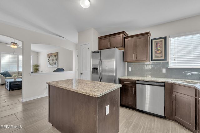 13047 WELLINGTON Drive, El Paso, TX 79928