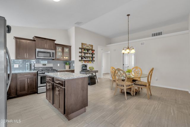 13047 WELLINGTON Drive, El Paso, TX 79928