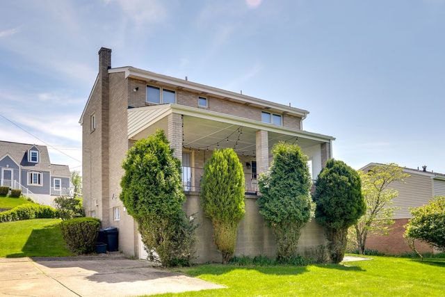 2045 E Homestead St, Reserve, PA 15212