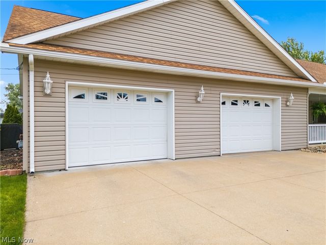 425 Union Avenue NW, New Philadelphia, OH 44663