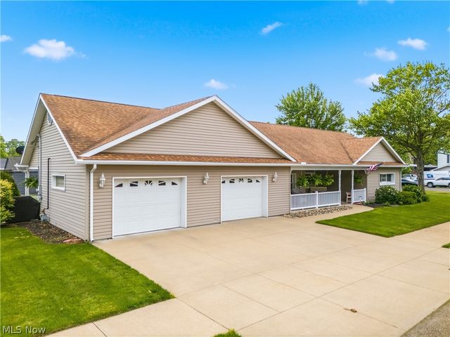 425 Union Avenue NW, New Philadelphia, OH 44663