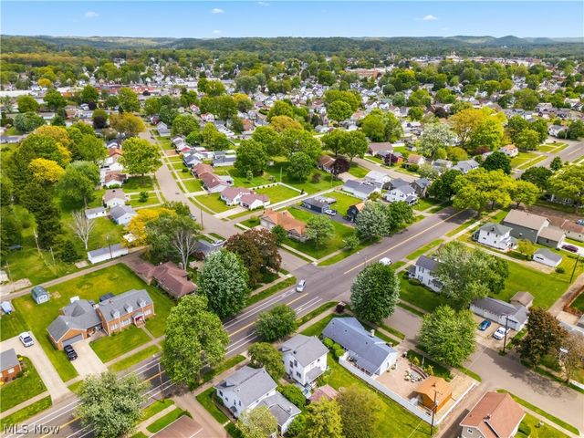 425 Union Avenue NW, New Philadelphia, OH 44663