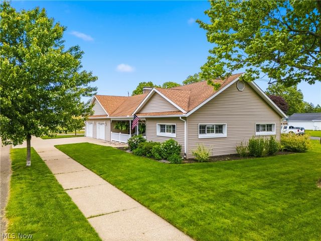 425 Union Avenue NW, New Philadelphia, OH 44663