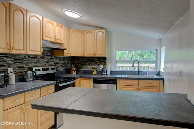 606 HIGHLAND Avenue, Green Cove Springs, FL 32043