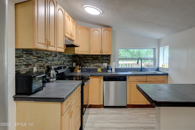 606 HIGHLAND Avenue, Green Cove Springs, FL 32043