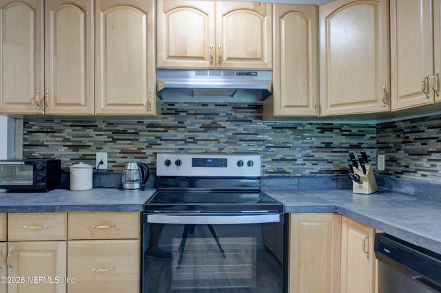 606 HIGHLAND Avenue, Green Cove Springs, FL 32043