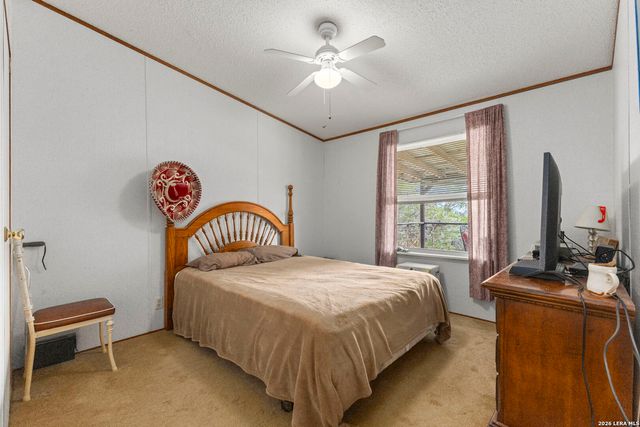 1522 FOREST TRAIL DR, Bandera, TX 78003