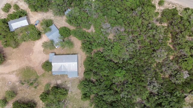 1522 FOREST TRAIL DR, Bandera, TX 78003