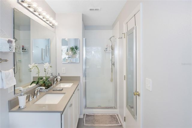 608 OLD PINE COURT, Sanford, FL 32773