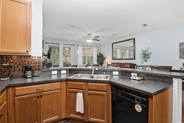 608 OLD PINE COURT, Sanford, FL 32773