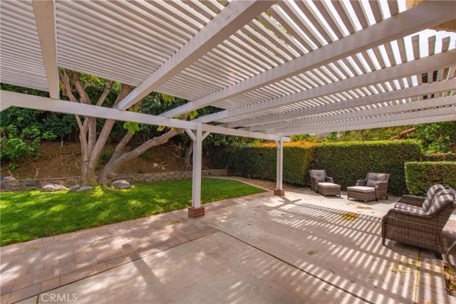 13792 Christian Barrett Drive, Moorpark, CA 93021