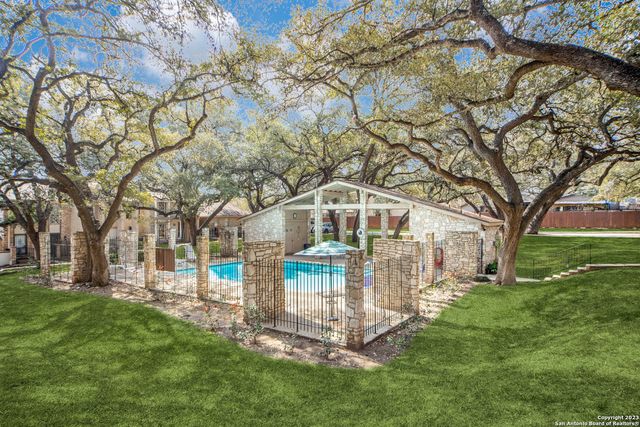 11303 Vance Jackson Rd Apt C2, San Antonio, TX 78230