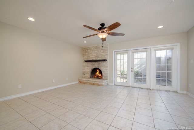 11303 Vance Jackson Rd Apt C2, San Antonio, TX 78230