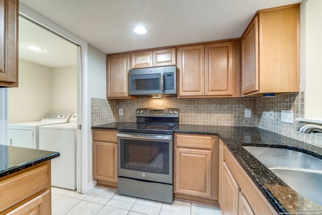 11303 Vance Jackson Rd Apt C2, San Antonio, TX 78230