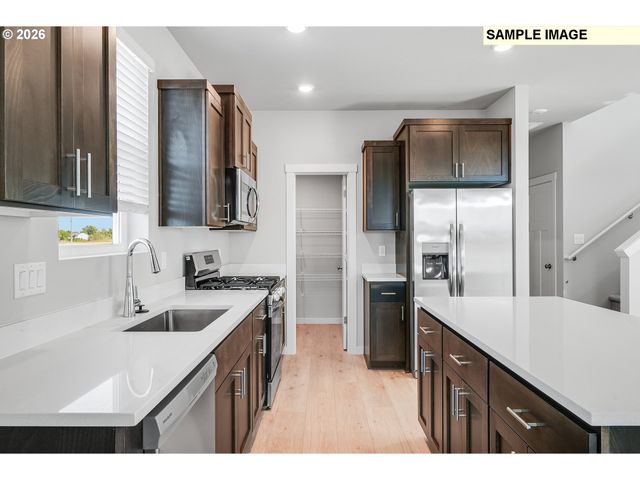 11324 Nw 321ST Ave, North Plains, OR 97133