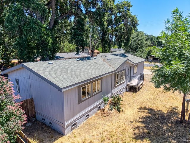 3558 Buckeye St, Clearlake, CA 95422