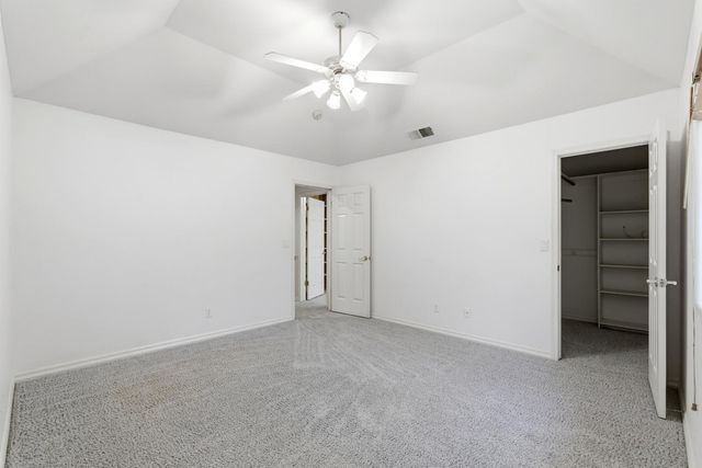 2876 Carolina Avenue, Clovis, CA 93611