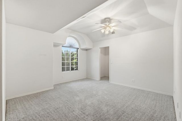 2876 Carolina Avenue, Clovis, CA 93611
