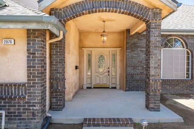 2876 Carolina Avenue, Clovis, CA 93611