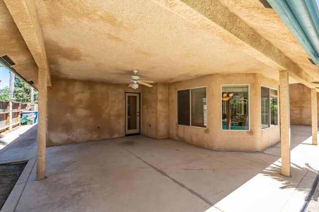 2876 Carolina Avenue, Clovis, CA 93611