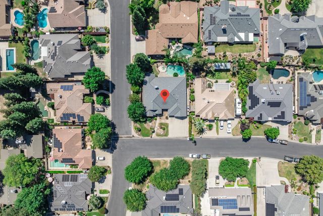 2876 Carolina Avenue, Clovis, CA 93611