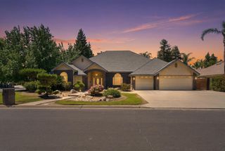 2876 Carolina Avenue, Clovis, CA 93611