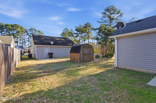 210 Oakwood Lane, Elizabeth City, NC 27909