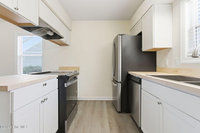 210 Oakwood Lane, Elizabeth City, NC 27909