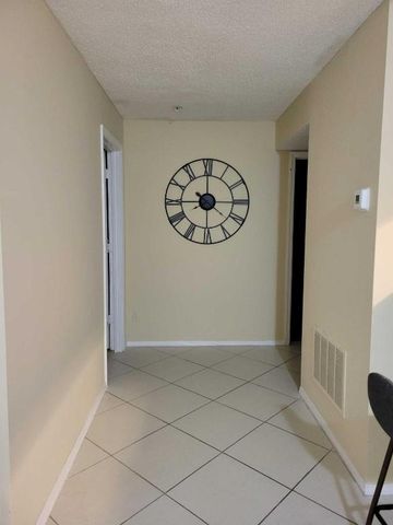 2311 N Congress Avenue 25, Boynton Beach, FL 33426